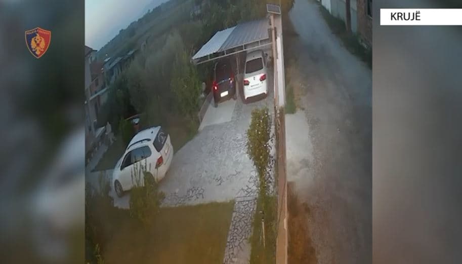 Qëllon me armë drejt shtëpisë së fqinjit, arrestohet i riu në Krujë