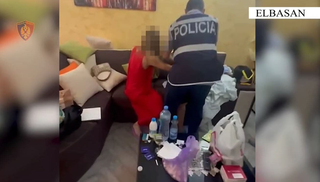 Morën apartament me qira në Elbasan për të ushtruar prostitucion, arrestohen dy gra nga Kazakistani