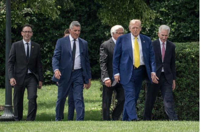 Akuzat për antisemitizëm, Franca thërret ambasadorin amerikan për shpjegime 