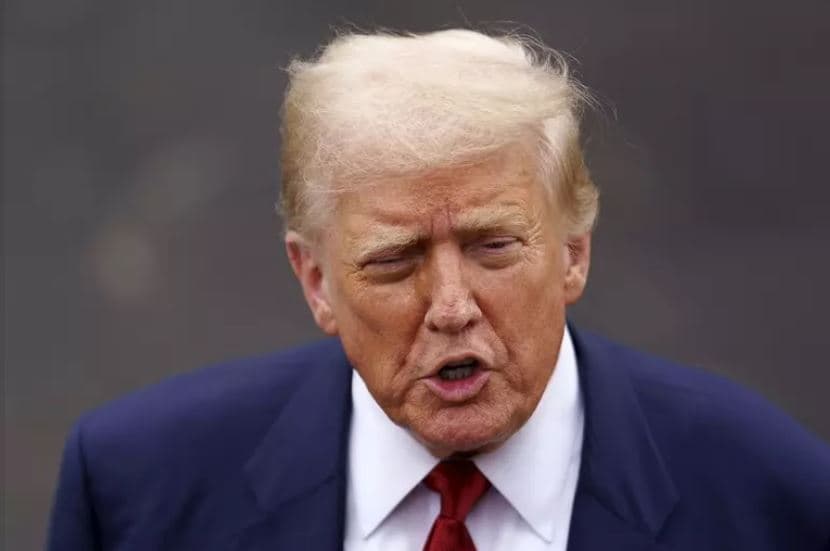 Trump: Nëndetëset amerikane janë afër Rusisë