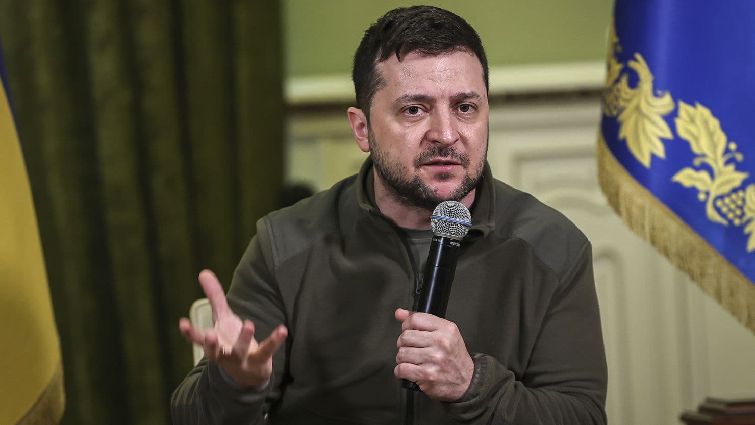 Zelensky: Ukraina tani mund të godasë në thellësi të Rusisë pa miratimin e SHBA-ve
