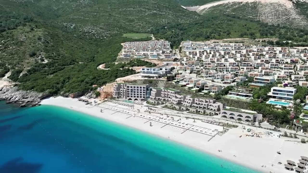 Shtrenjtë në “Maldivet e Europës” / Mbi 1800 euro nata në hotelet e luksit (VIDEO)