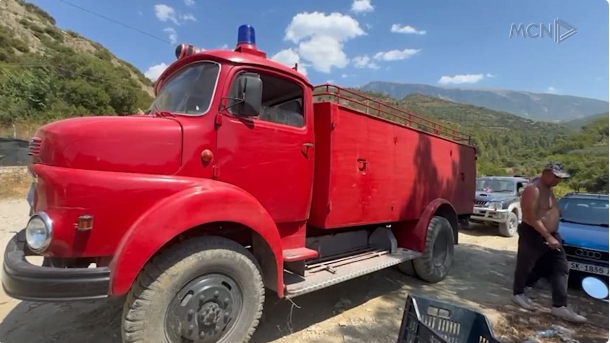 Zjarri kërcënon zonën e mbrojtur në Poliçan. Dëme dhe arrestime për zjarrvënie të qëllimshme