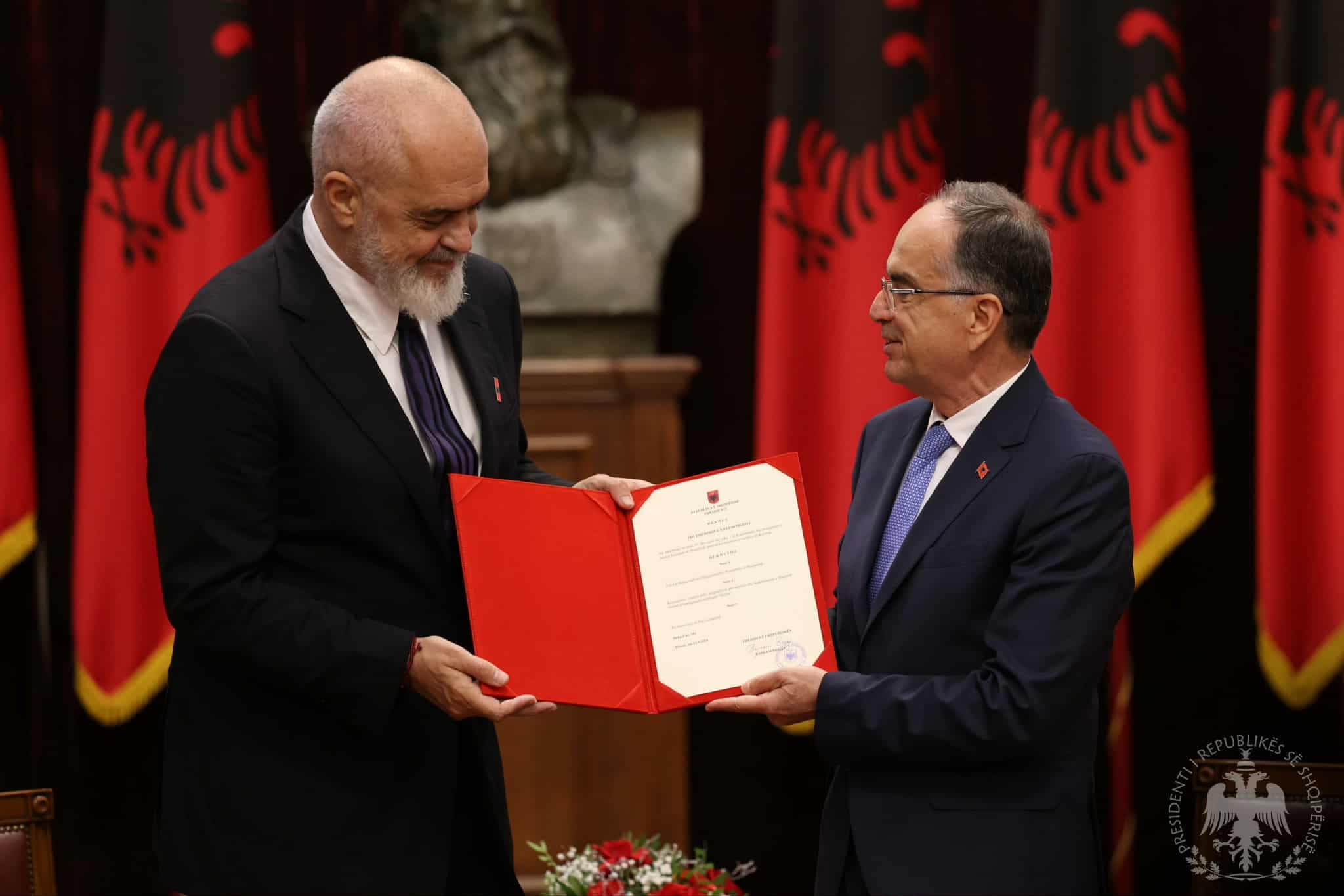 Rama në Presidencë, merr dekretin për qeverinë e re