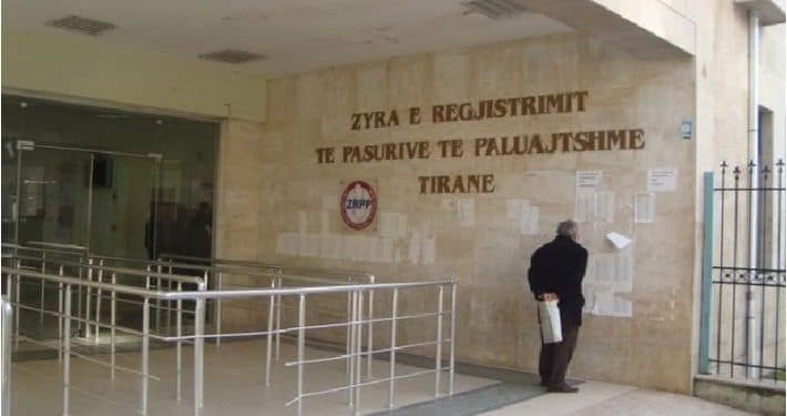 Favorizoi ndërtime pa leje, Prokuroria dërgon në gjyq ish-drejtoreshën e ASHK