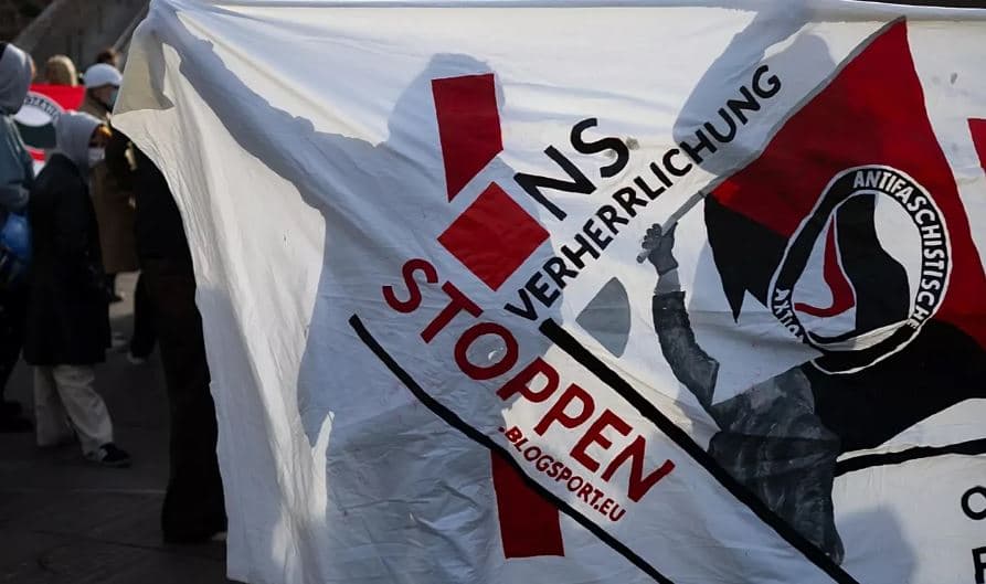Orban: Antifa do shpallet nga Hungaria organizatë terroriste