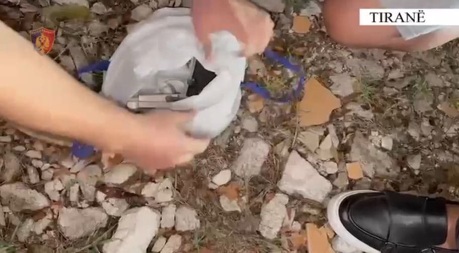 Lëvizte i armatosur, arrestohet i riu në Tiranë 