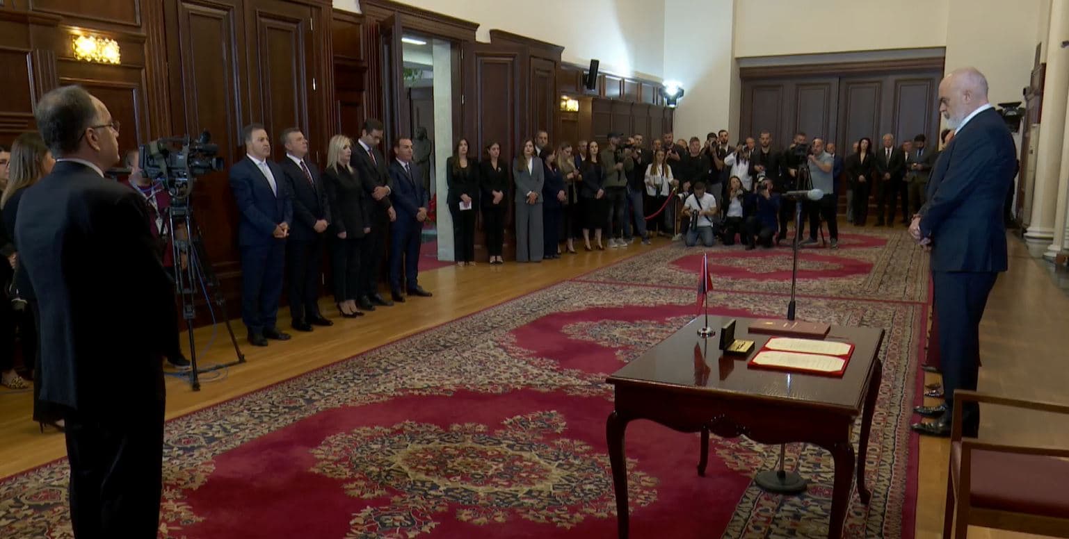 Betohen në Presidencë ministrat e rinj të kabinetit “Rama 4” (VIDEO)