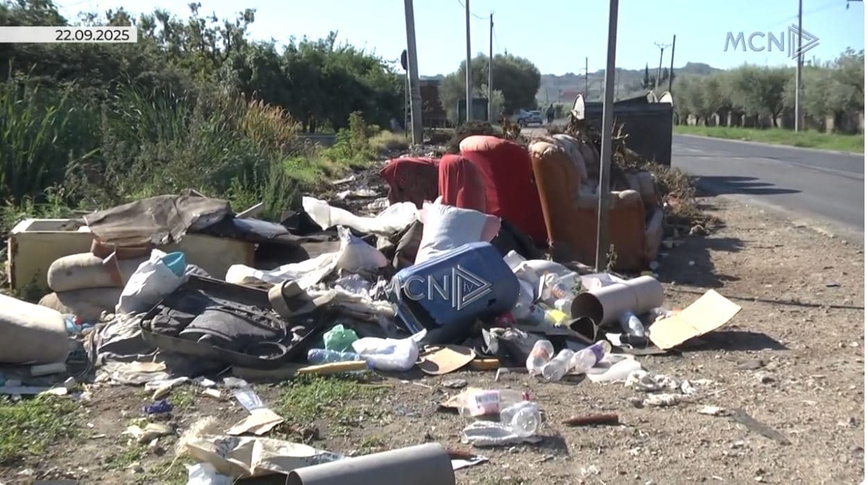 Shijaku “mbytet” nga plehrat. Bashkia heq përgjegjësinë, kompania: Shkarkojmë vetëm kazanët