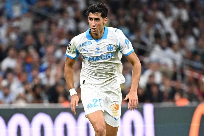 Manchester United, gjen mbrojtës tek Marseille 