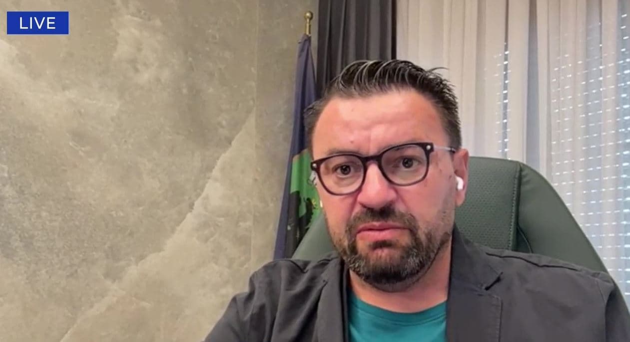 Gashi: Serbia duhet ta orientojë vijën e vet ushtarake drejt aleancës së NATO-s (VIDEO)