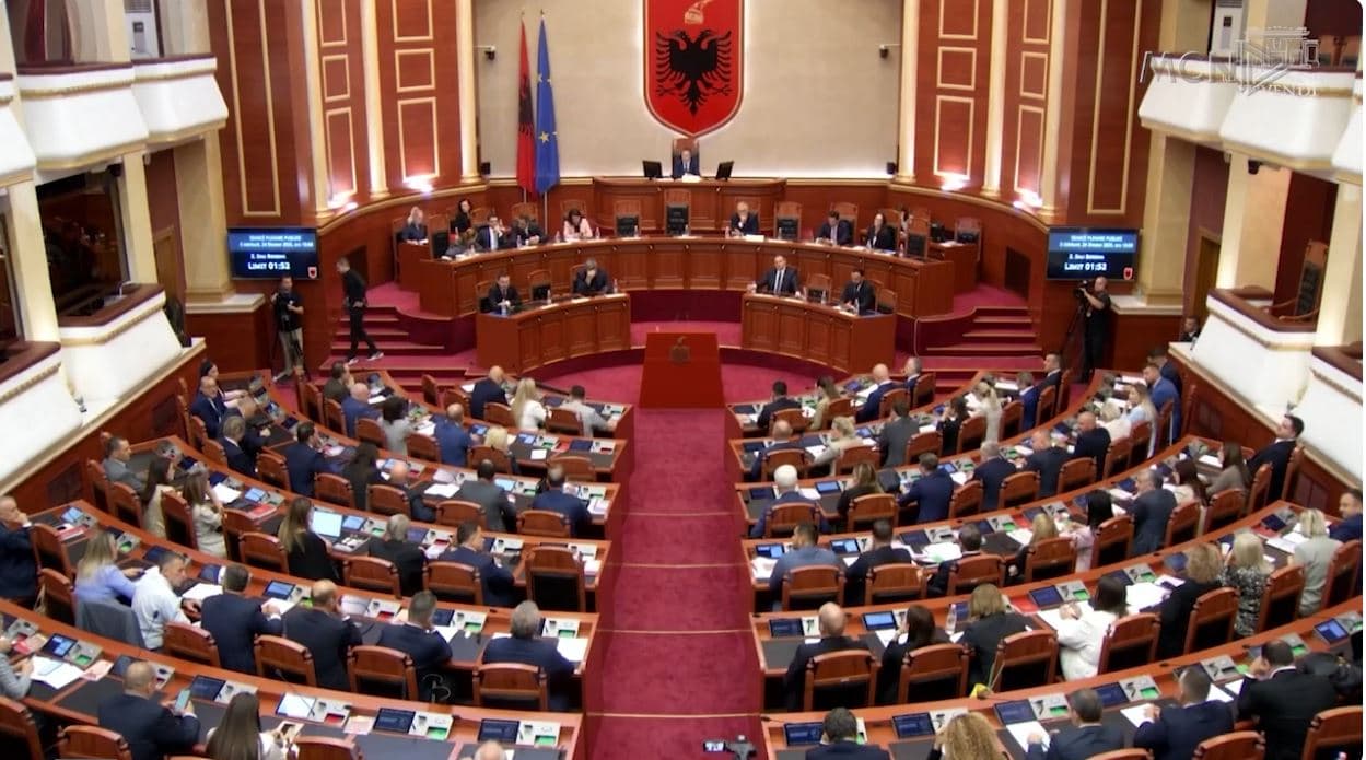 Debat mbi procesverbalin e 18 shtatorit/ Mazhoranca refuzon ripërsëritjen e seancës