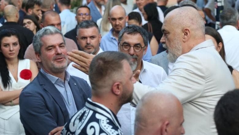 “Dorëheqja, akt reflektimi dhe përgjegjësie”/ Mesazhi i Ermal Dredhës për qytetarët dhe kryeministrin