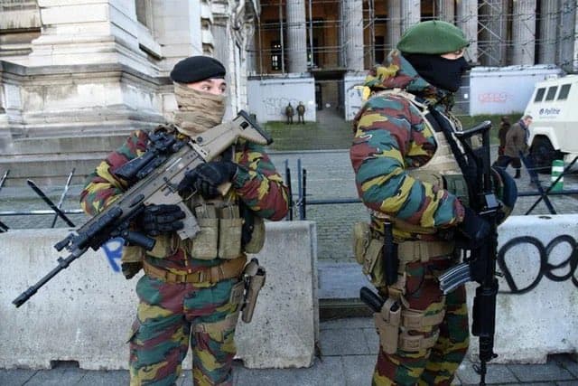 Belgjika planifikon të vendosë ushtrinë në rrugët e Brukselit për të luftuar krimin e drogës