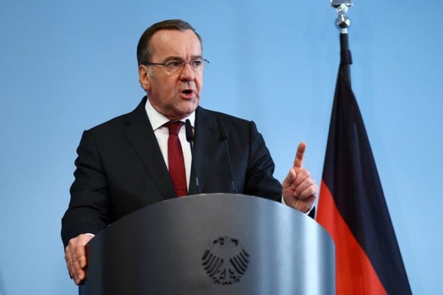 Ministri gjerman i Mbrojtjes: Putin nuk dëshiron t’i japë fund luftës