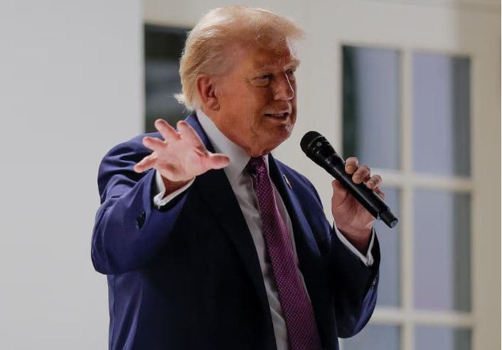         Trumpi i gatshëm të kalojë në fazën e dytë të sanksioneve kundër Rusisë