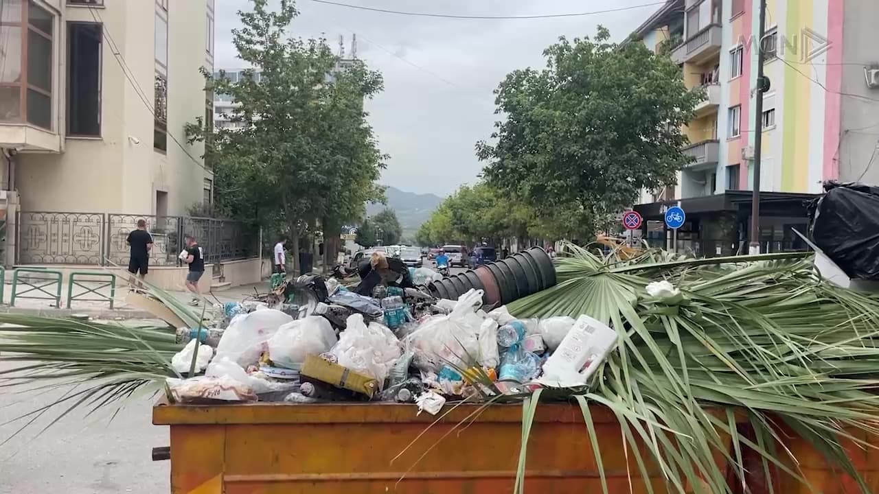 Kriza e mbetjeve në Elbasan / Mungesa e inceneratorit mbush qytetin me mbeturina (VIDEO)