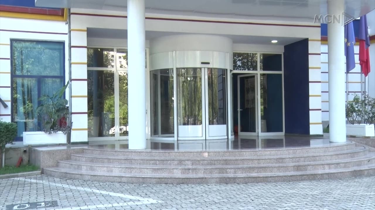 Masat për sigurinë në shkolla / Policia: Në sitë lokalet, teste shoferëve që transportojnë nxënës (VIDEO)