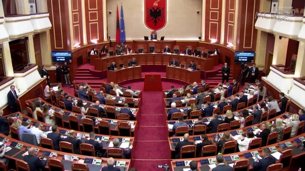 Debat mbi procesverbalin e 18 shtatorit / Mazhoranca refuzon ripërsëritjen e seancës (VIDEO)
