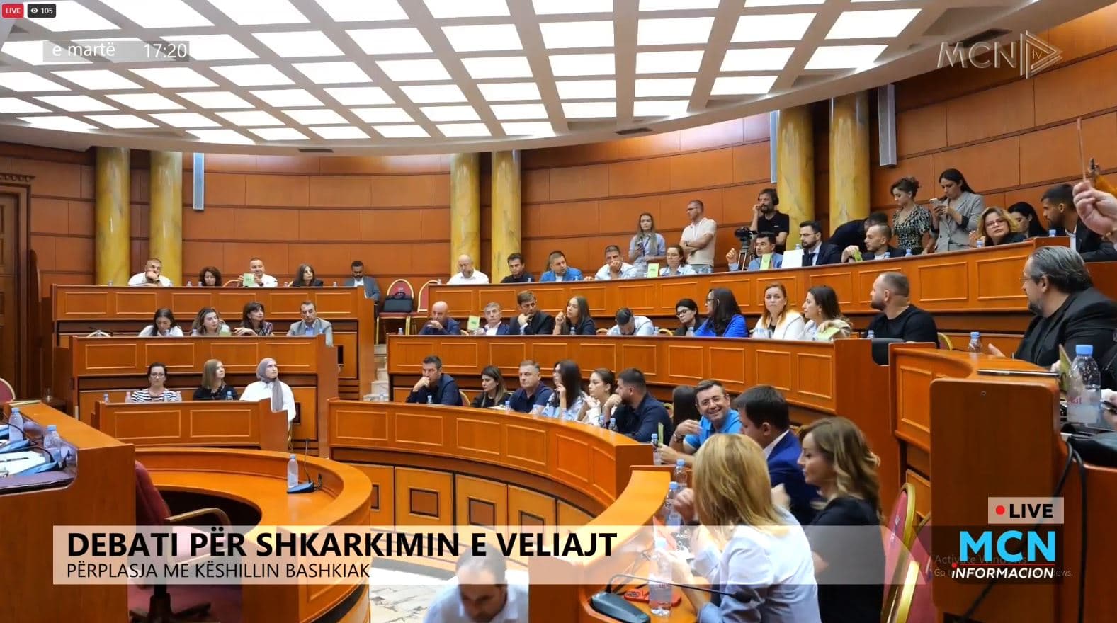 Këshilli Bashkiak i Tiranës shkarkon Erion Veliajn