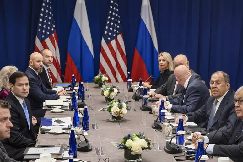 Moska mohon shtyrjen e takimit Rubio-Lavrov