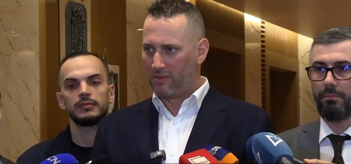 Binaj takim me partitë mbështetëse: Në fushatë pa kryetarët e partive, programi nga njerëz jopartiakë (VIDEO)