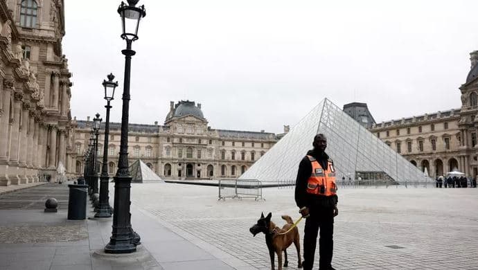 Grabitja e bizhuterive në Louvre, arrestohen dy persona