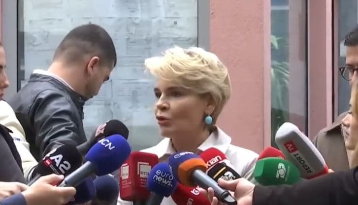 Dosja “Meta” nuk kalon në gjyq/ Mungon avokati, Kryemadhi: Vijojmë të jemi në hetim (VIDEO) 