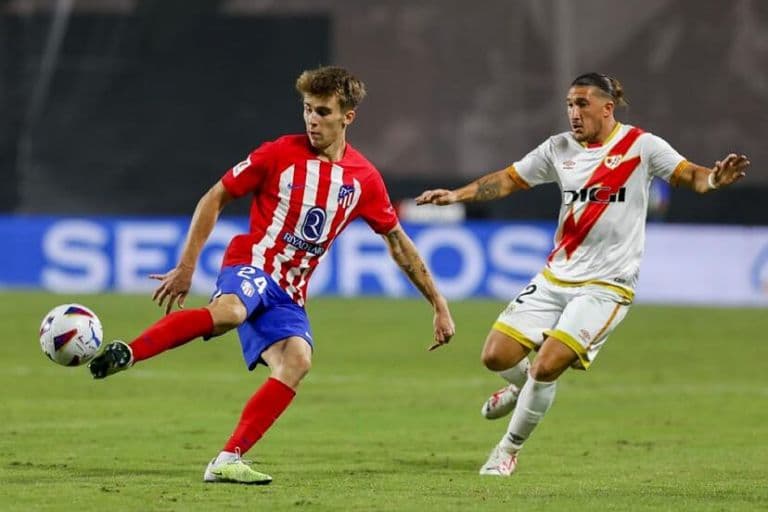 Bayern Muncheni, ofensivë për Pablo Barrios