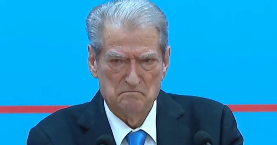 Parlament me dy dhoma/ Berisha, dakord me Ramën: Ndryshojmë Kushtetutën (VIDEO) 