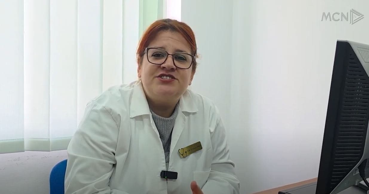Nis vaksinimi kundër gripit në Elbasan, qytetarët ende hezitojnë  (VIDEO)