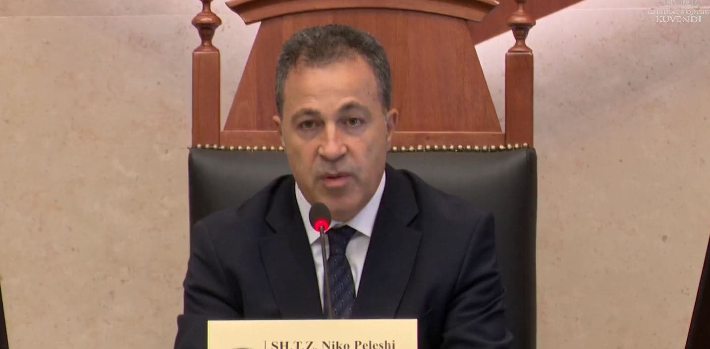 Nderimi i figurës së Enver Hoxhës/ Peleshi: Ndjesë për keqkuptimin. S’ishte qëllim vlerësimi i tij