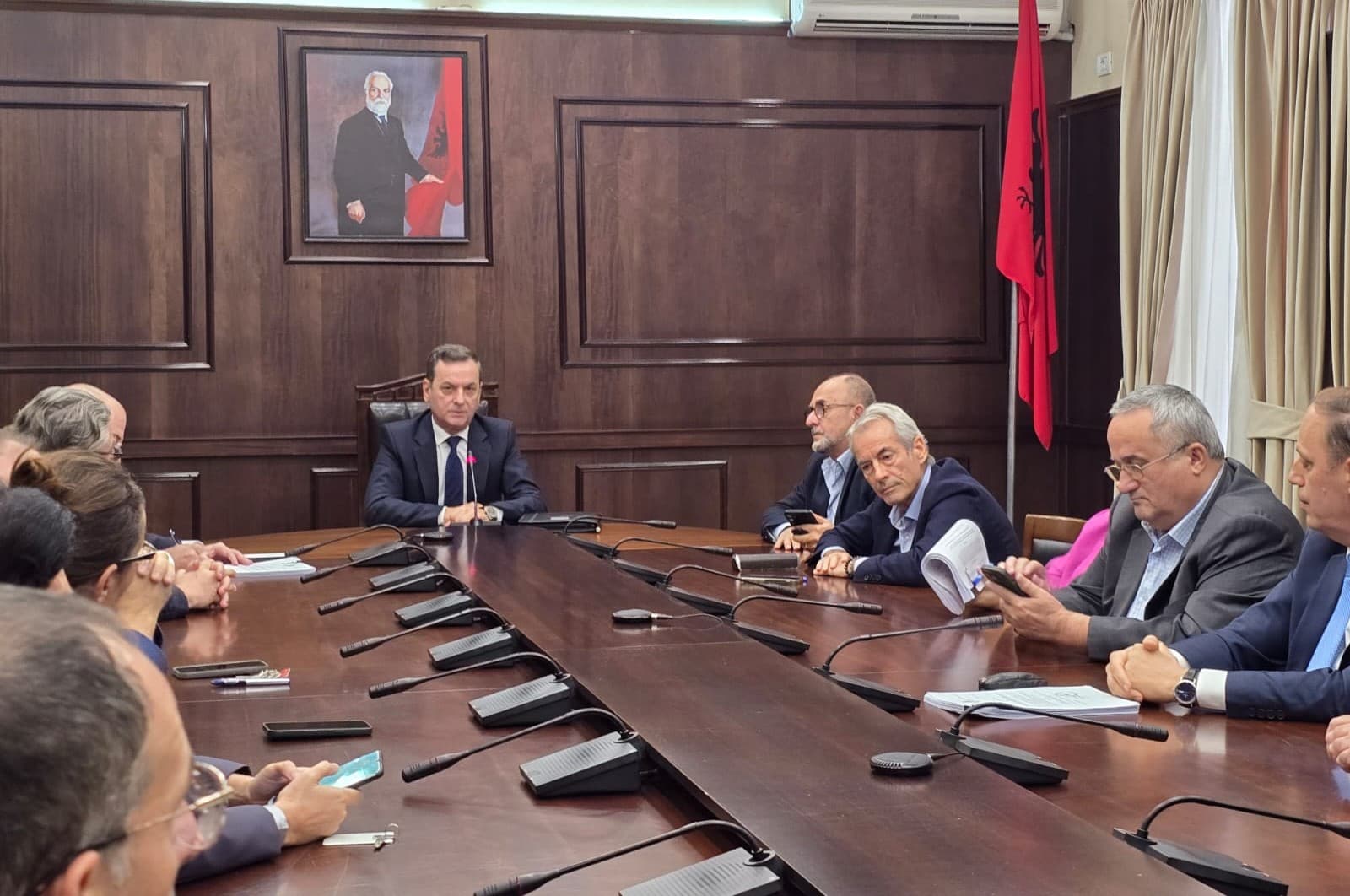 Anëtari i Kushtetueses, Gjykata e Lartë: Votimi ishte transparent, nuk na intimidojnë dot