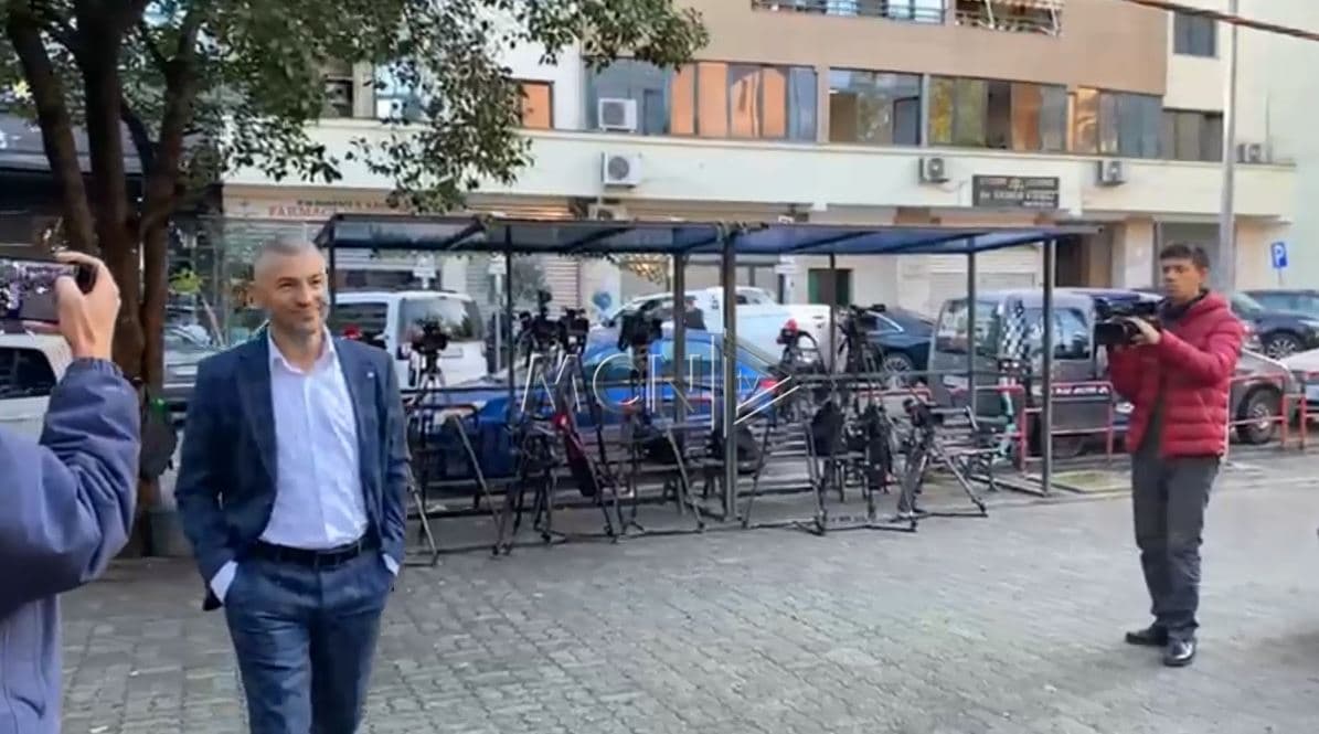 Deputeti Bledion Nallbati paraqitet në SPAK (VIDEO)