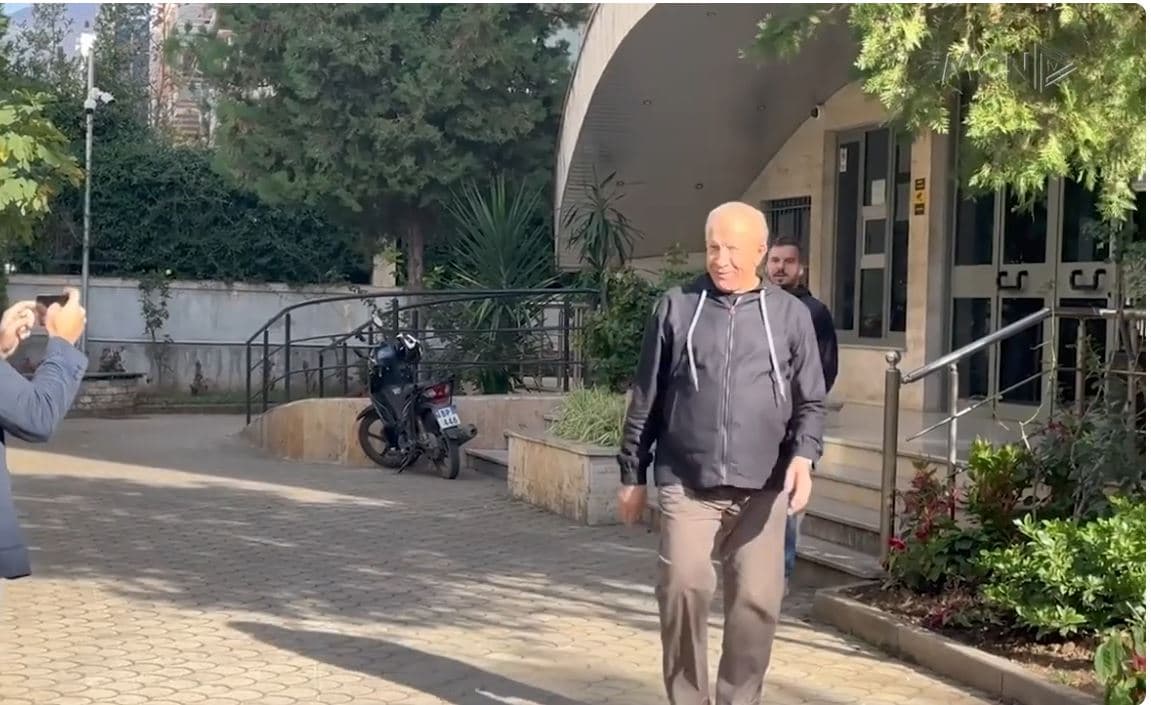 Biznesmeni Pacolli mbi 3 orë në prokurori. Shkak, konflikti me aksionierin për Aeroportin e Vlorës