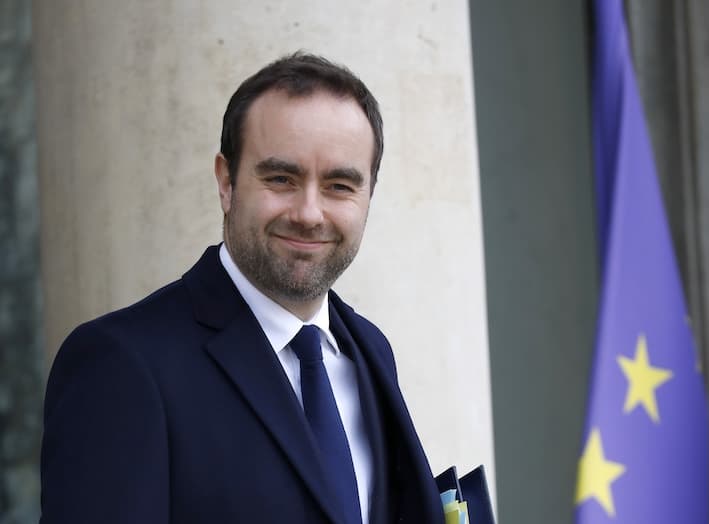 Jep dorëheqjen kryeministri francez Sébastien Lecornu