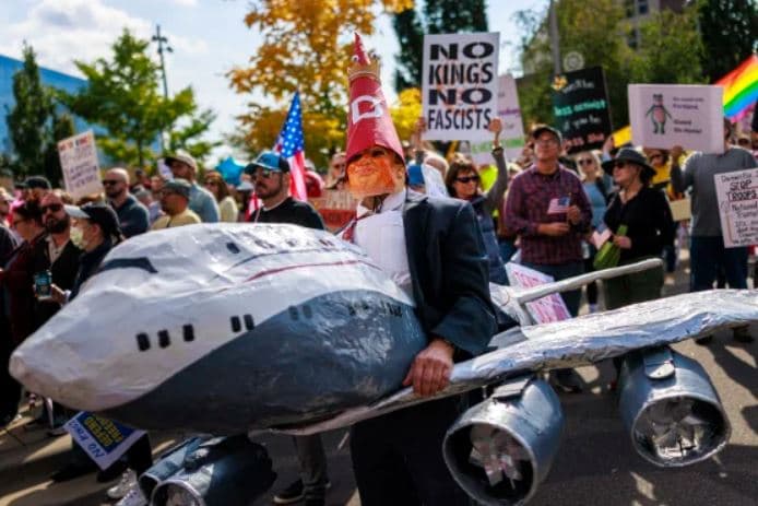 Kundër Trump, mbahet protesta më e madhe në historinë amerikane (VIDEO)
