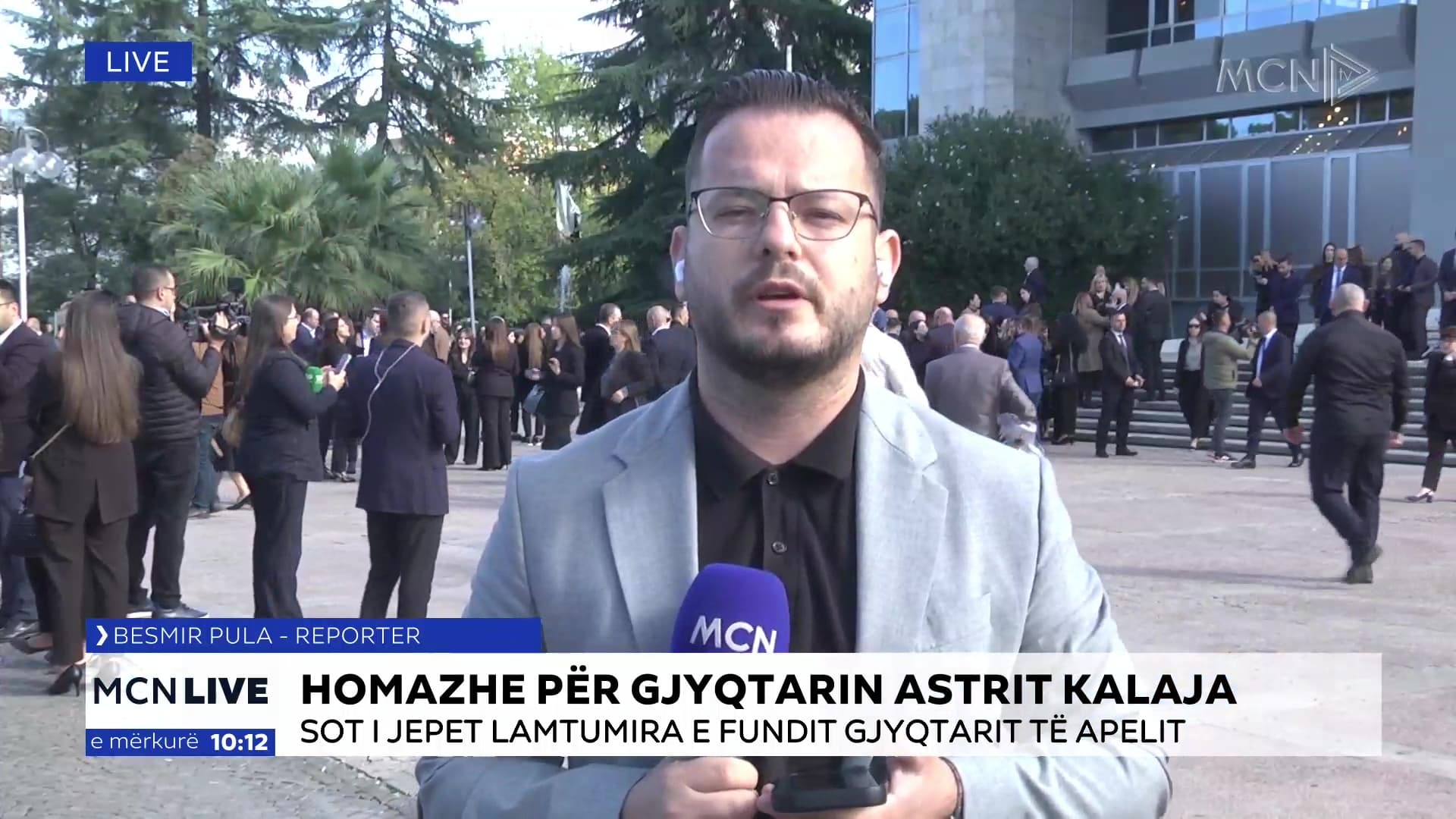 Homazhe për gjyqtarin Astrit Kalaja/ Pula: Lamtumira e fundit nga personalitete të drejtësisë dhe politikës (VIDEO)