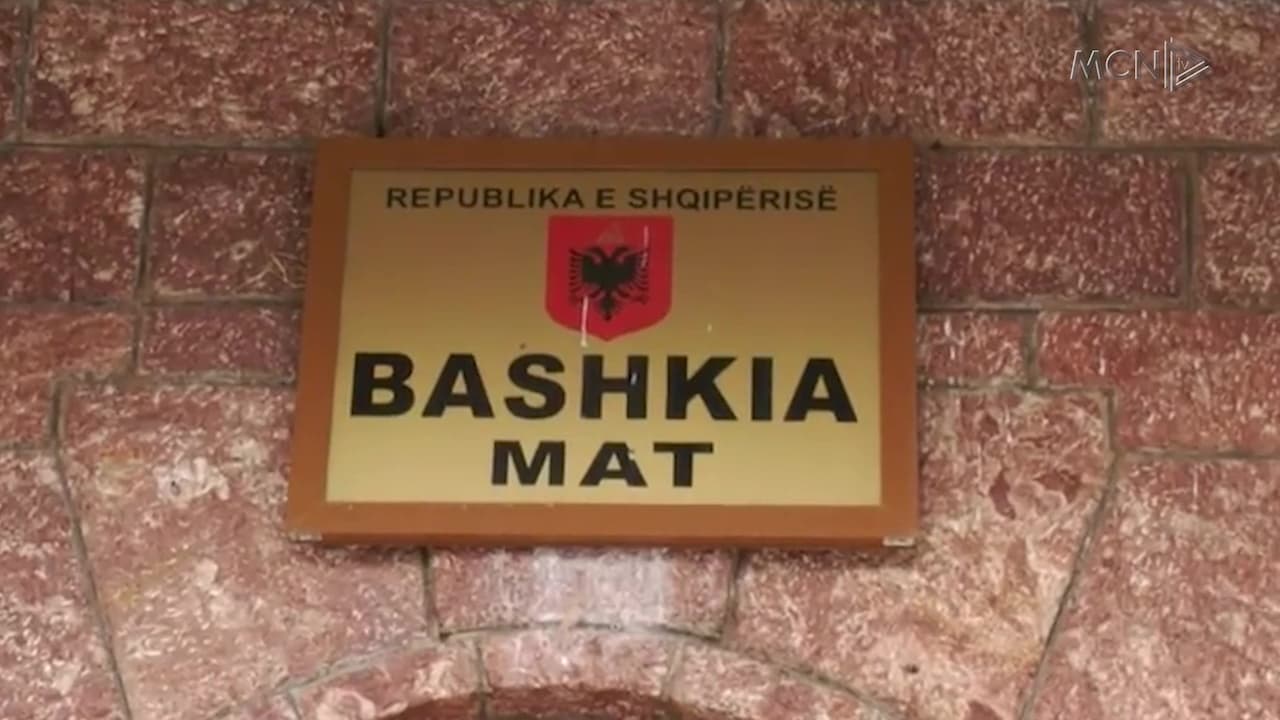 “Bashkia, jo pronë e një individi” / Përçahet PS-ja në Mat, kryetarja e Gruas kandidon si e pavarur (VIDEO)