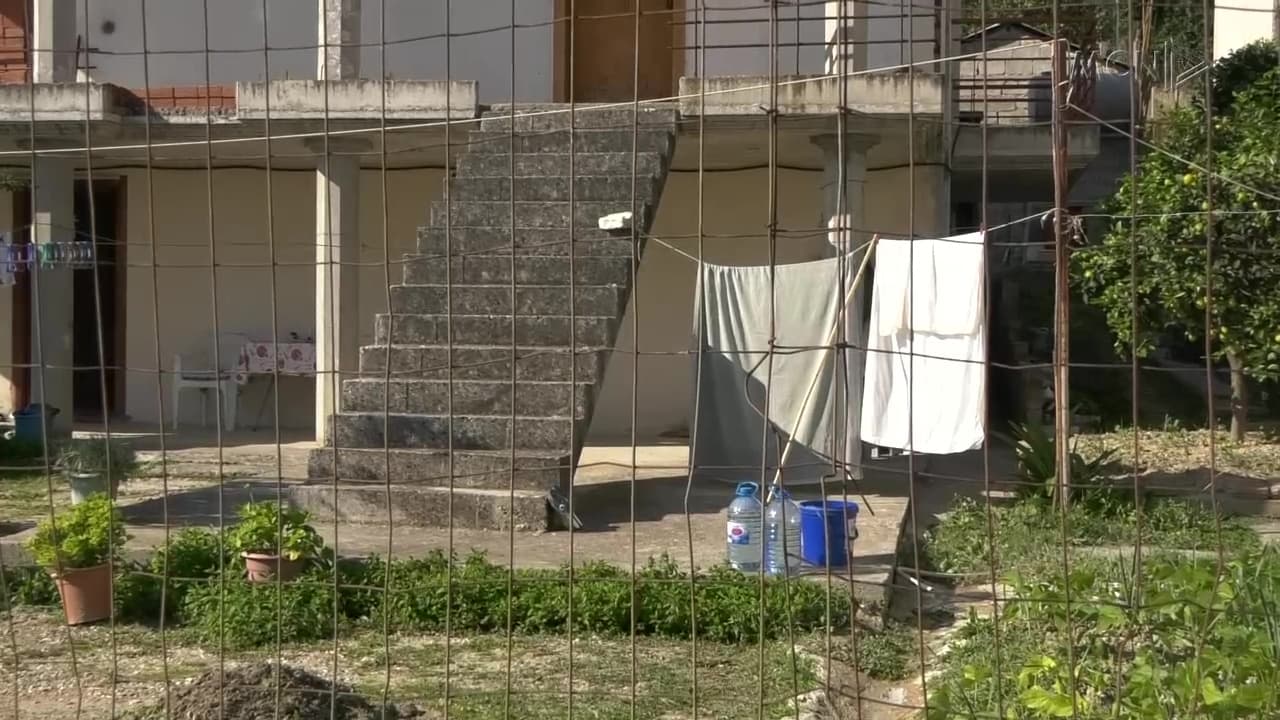 Zvërneci dhe Babica pa ujë prej muajsh / Banorët detyrohen ta blejnë me autobote: Institucionet na injorojnë (VIDEO)