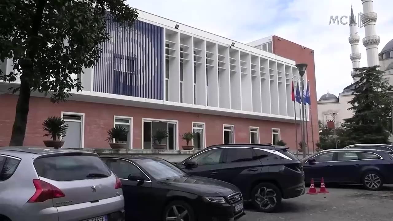Komisionet hetimore për McGonigal dhe zgjedhjet / Kalojnë në votim më 30 tetor, PS kërkon ndryshime (VIDEO)