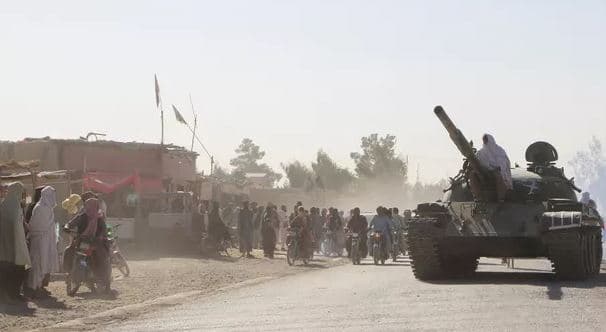 Pakistani njofton miratimin e armëpushimit 48-orësh me Afganistanin