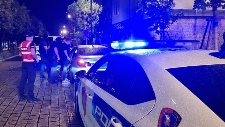 Plagosje me armë zjarri në Durrës