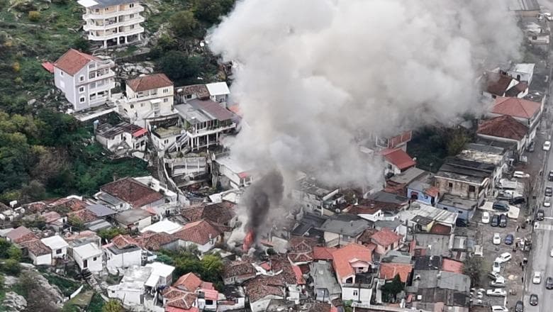         Digjet një banesë në Shkodër, shkaktohen dëme materiale