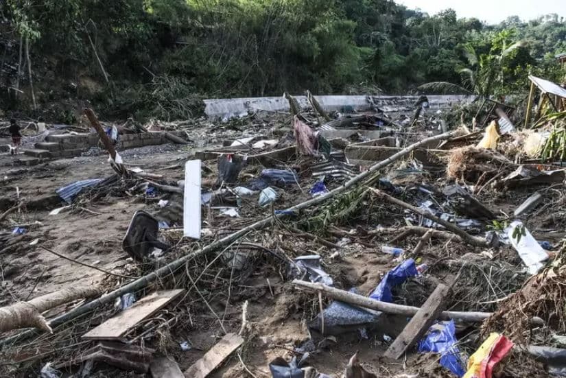 Filipine, numri i të vdekurve nga tajfuni Kalmaegi shkon në 140