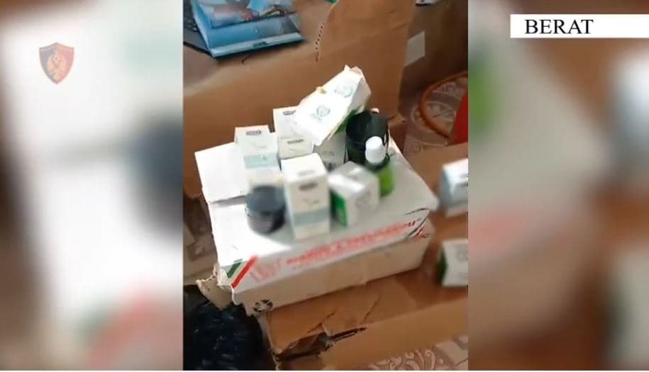 Mashtronte në rrjete sociale, mbi efektet e një kremi që prodhonte kundër rregullave, nën hetim e reja në Berat