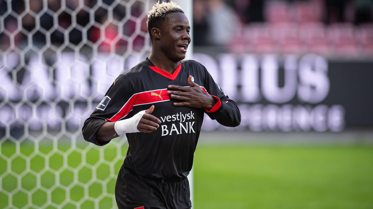 Barcelona, gjen sulmues tek Midtjylland