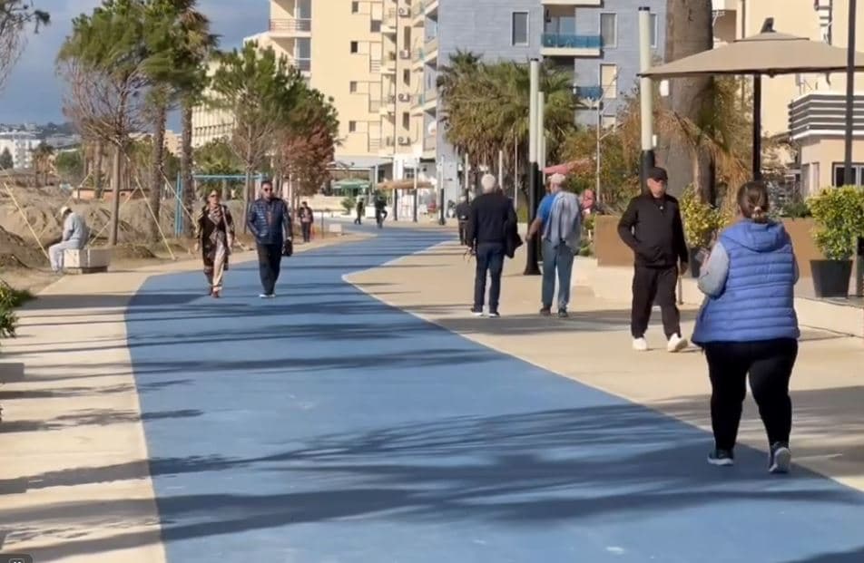 Kosovarët besnikë të Durrësit/ Norja: 80% e turistëve nga Kosova (VIDEO)