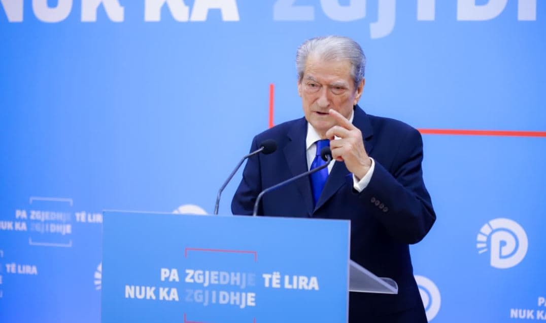 Përmbytjet/ Berisha: Qindra familje në Lezhë e Shkodër në mëshirën e fatit. Mbrojtja Civile inekzistente 