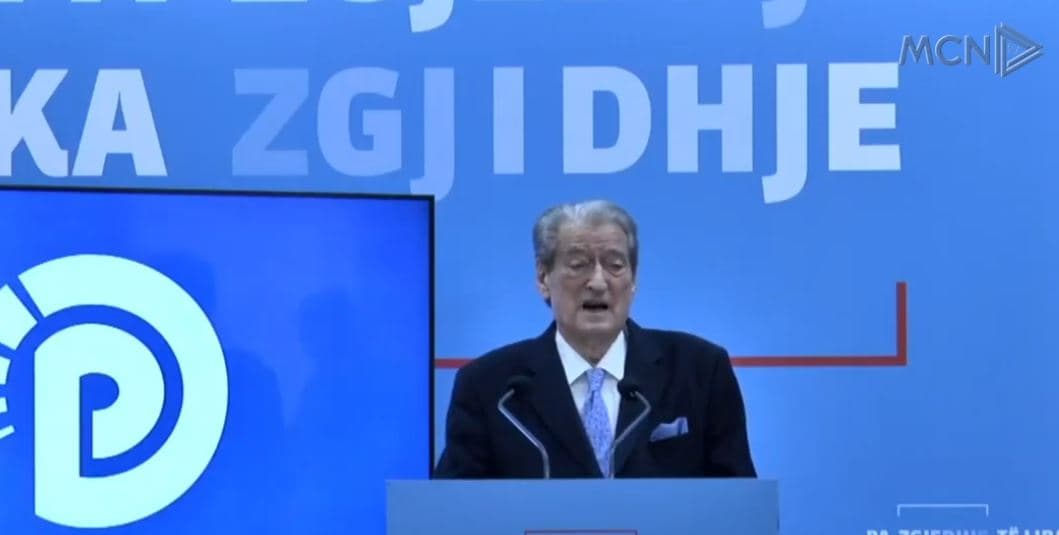“Siguria e aeroportit në duart e bandave”, Berisha: Sheqeri i AMP-së, pjesë e fushatës për Hoxhën (VIDEO)